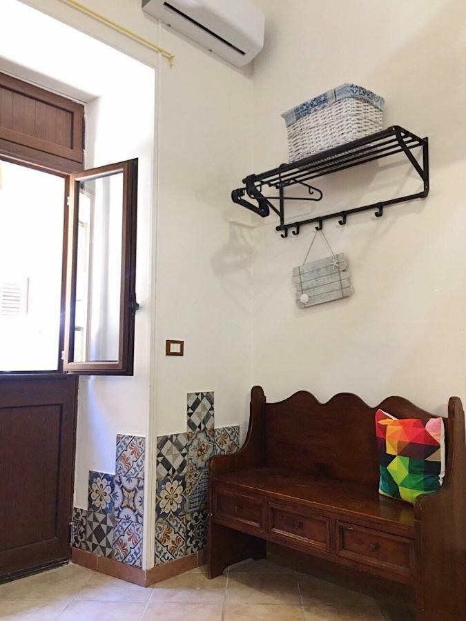 Alice'S Apartment Кастелламмаре-дель-Гольфо Екстер'єр фото